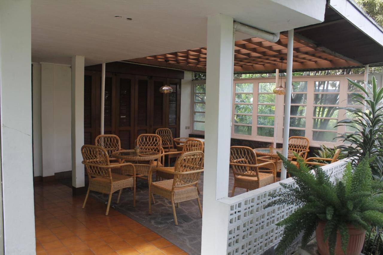 Hotel Bumi Asih Gedung Sate Bandung Zewnętrze zdjęcie