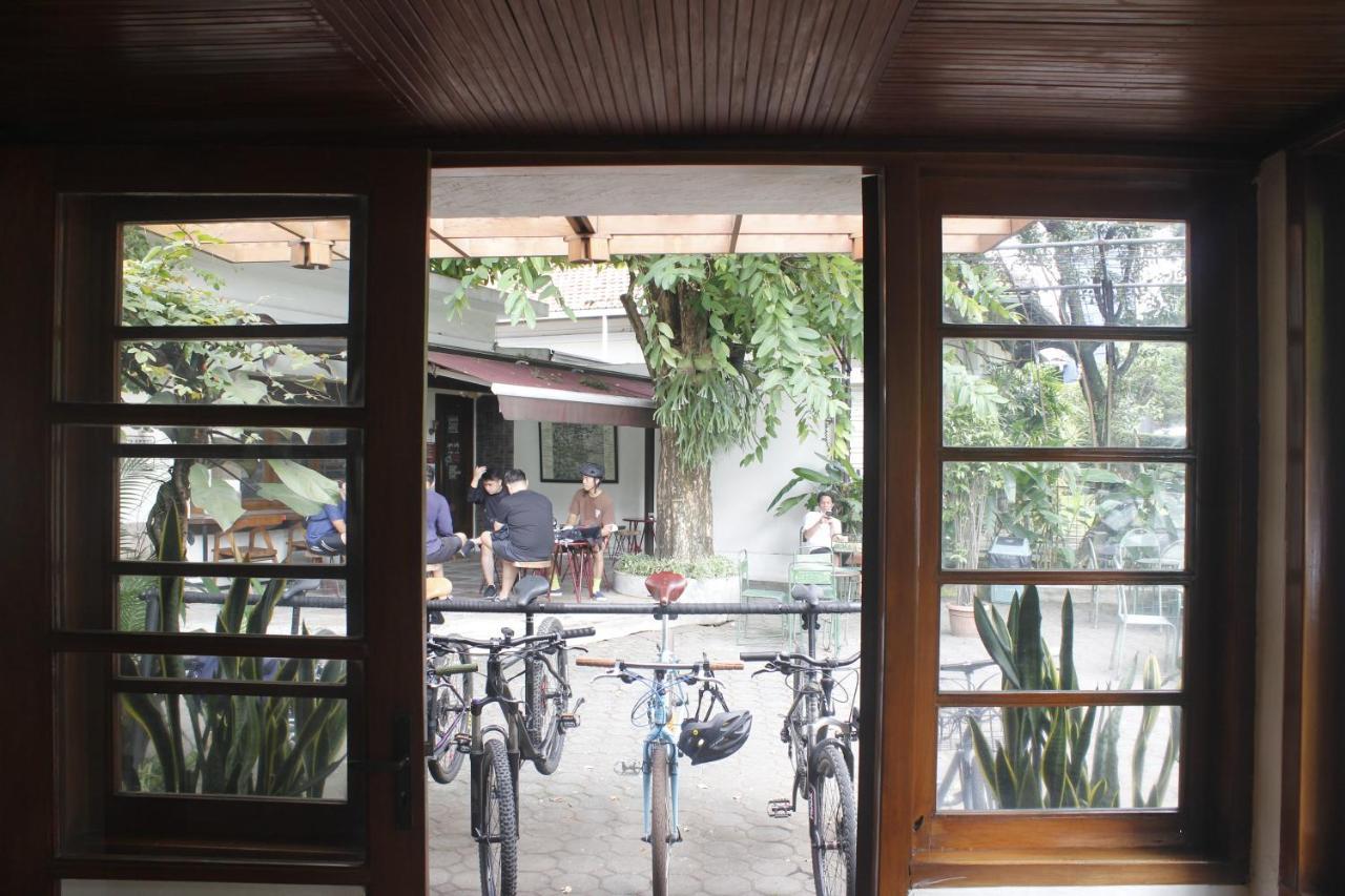 Hotel Bumi Asih Gedung Sate Bandung Zewnętrze zdjęcie
