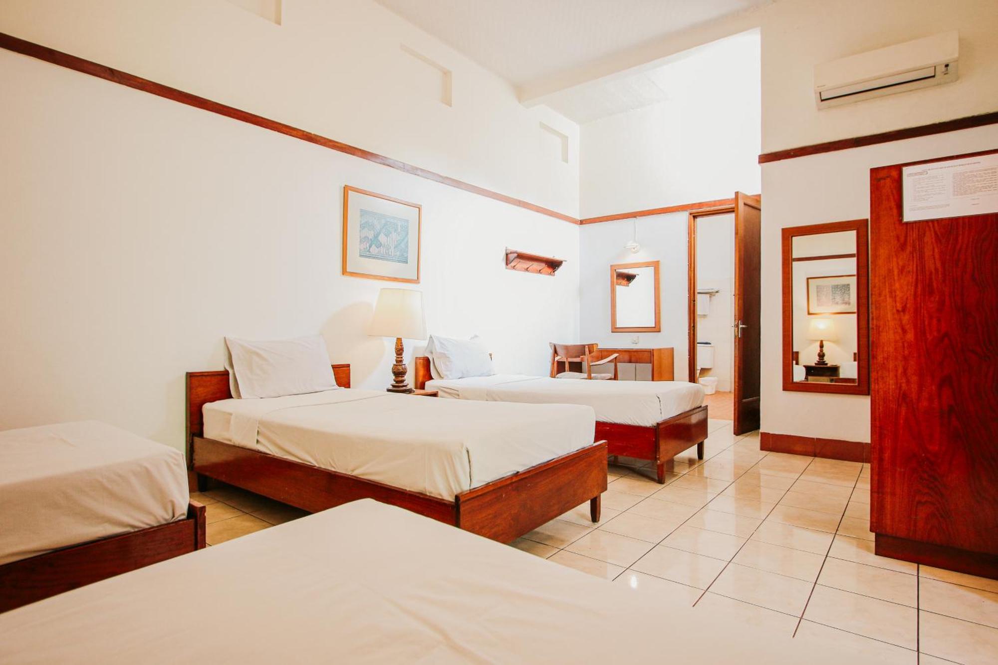 Hotel Bumi Asih Gedung Sate Bandung Zewnętrze zdjęcie