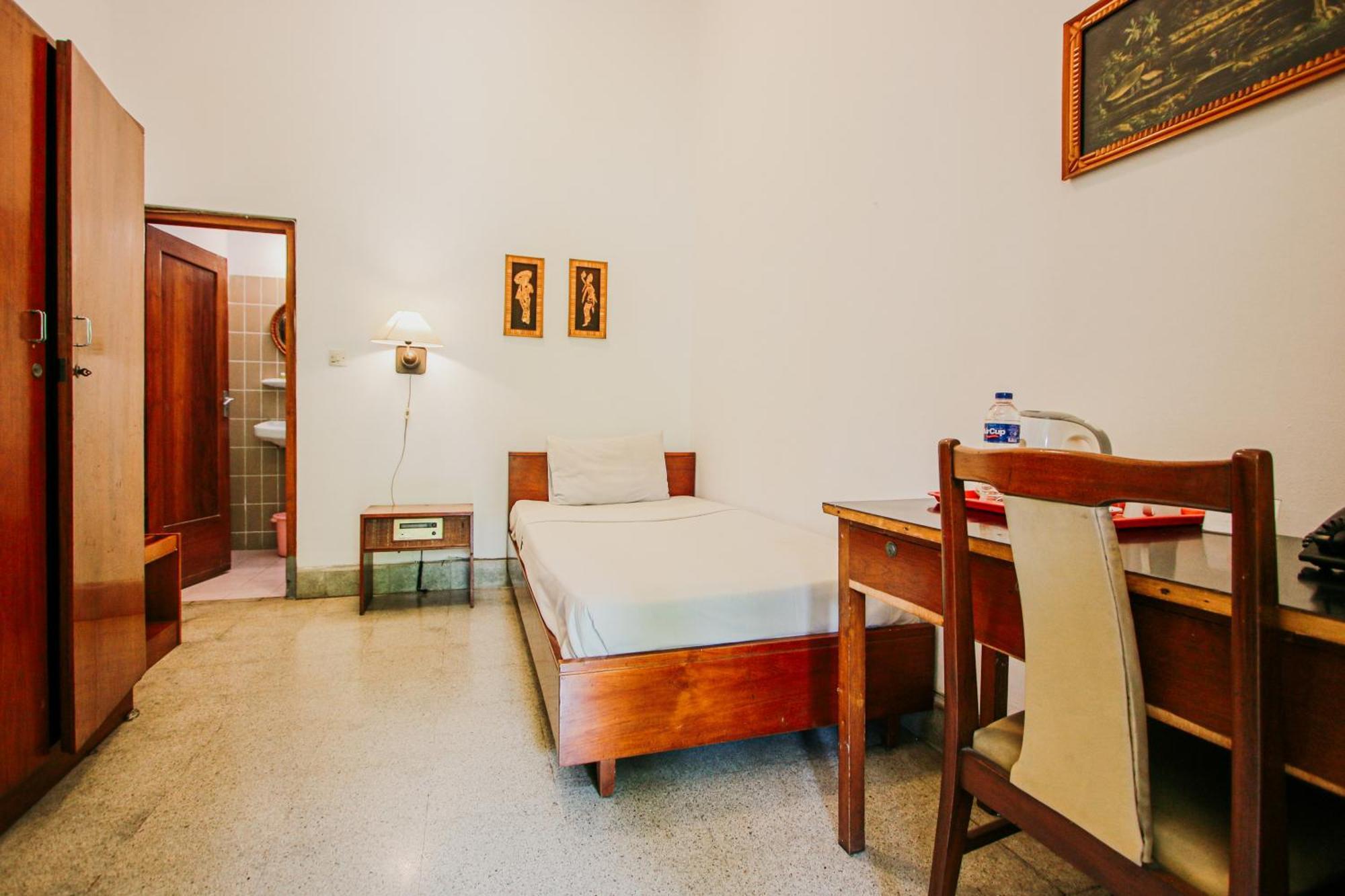 Hotel Bumi Asih Gedung Sate Bandung Zewnętrze zdjęcie