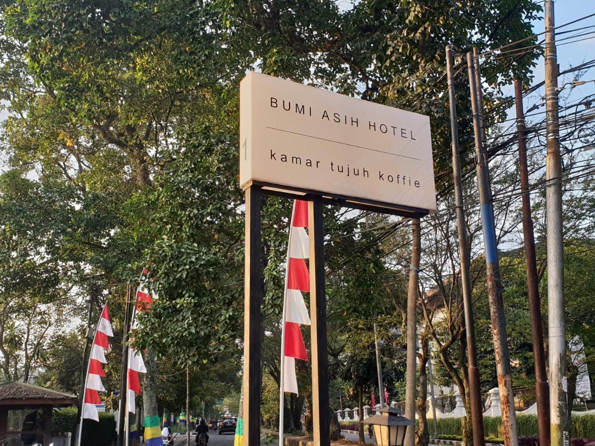 Hotel Bumi Asih Gedung Sate Bandung Zewnętrze zdjęcie